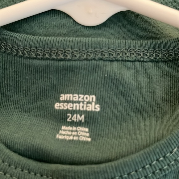 NWOT Size 24M Amazon Essentials Onesie - Picture 3 of 3